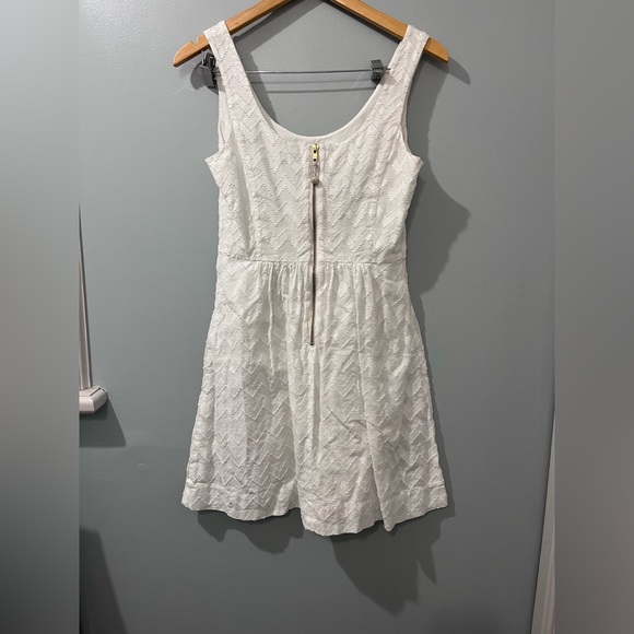 Vineyard Vines 🌸 White Chevron Jacquard Dress • size 4 - Picture 7 of 13
